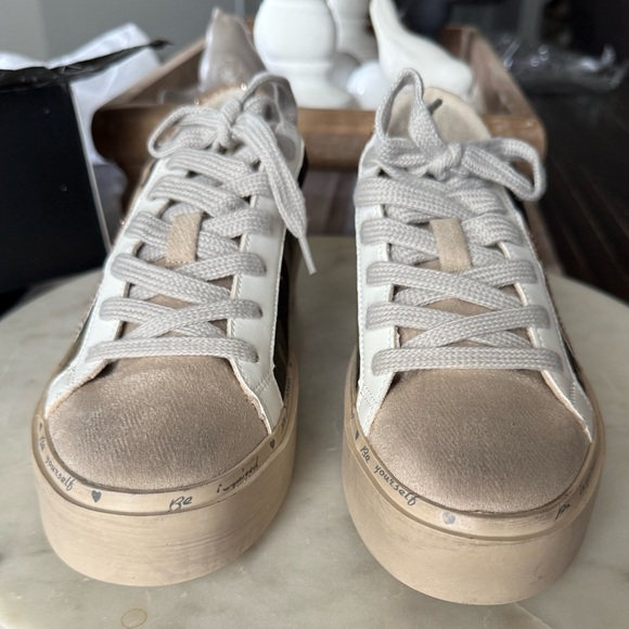 ShuShop Reba Camo Sneakers New in Box - Picture 6 of 10